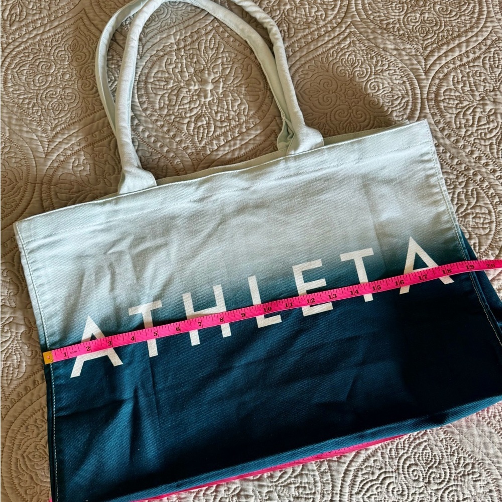 NWOT Athleta Ombre Blue Tote Bag - Picture 4 of 6
